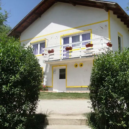 Apartment Home-vasva And Hazim Cukovi
